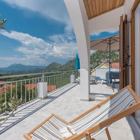 Holiday Home Horizonte With Jacuzzi Gornja Brela Εξωτερικό φωτογραφία