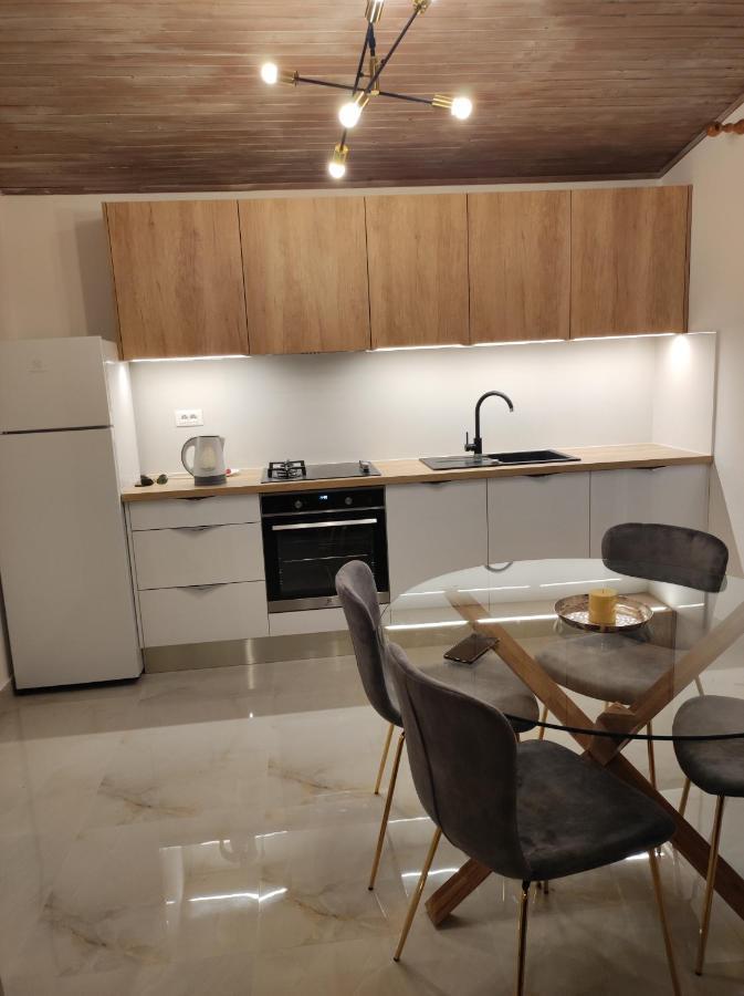 Holiday Home Horizonte With Jacuzzi Gornja Brela Εξωτερικό φωτογραφία