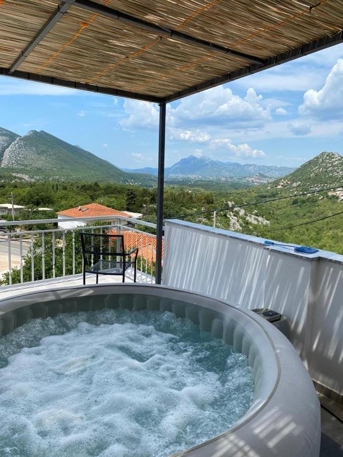 Holiday Home Horizonte With Jacuzzi Gornja Brela Εξωτερικό φωτογραφία