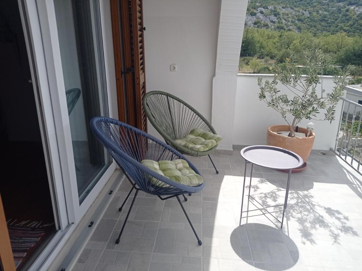Holiday Home Horizonte With Jacuzzi Gornja Brela Εξωτερικό φωτογραφία