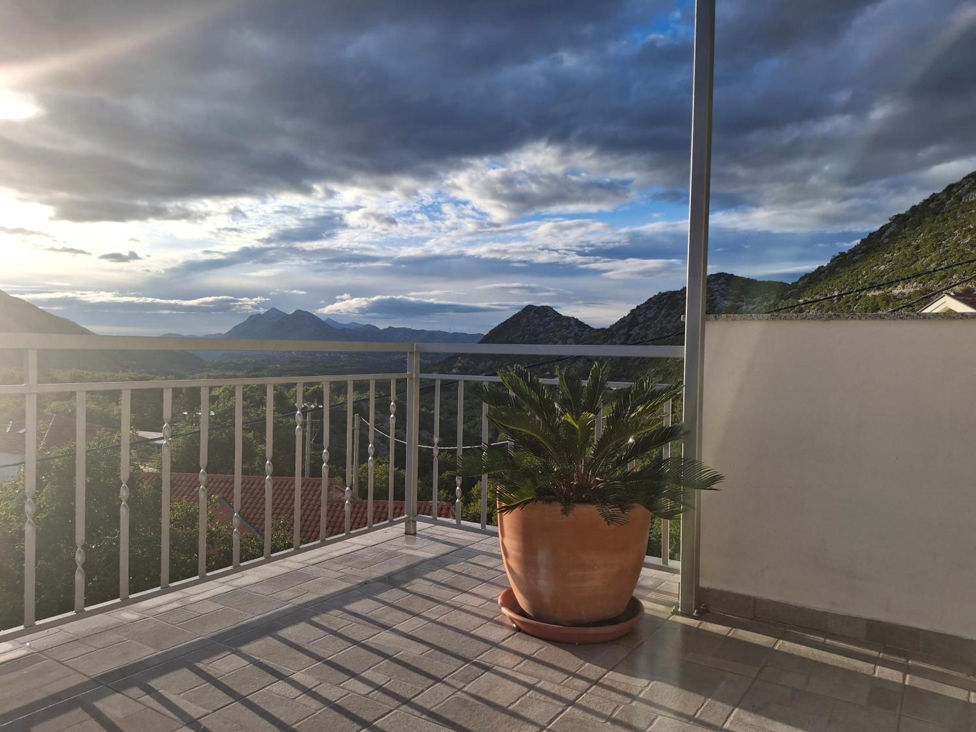 Holiday Home Horizonte With Jacuzzi Gornja Brela Εξωτερικό φωτογραφία